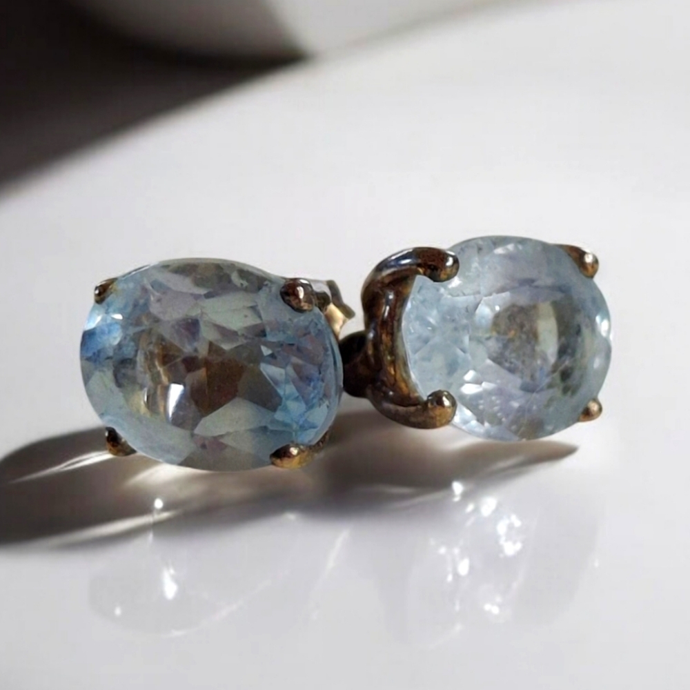 Vintage Sterling Silver 925 Baby Blue Stone Stud Earrings Weighs 2 grams
